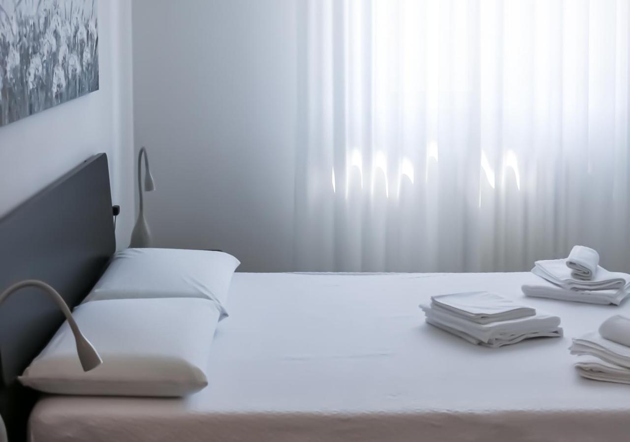 Bmp Apartment Atmosphere 2 Centrale, Vista Mare, Parcheggio Riccione Exterior photo